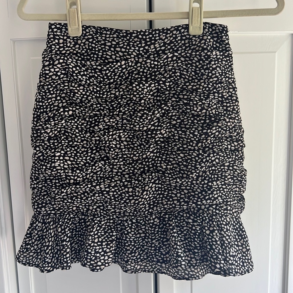Abercrombie black and white mini skirt